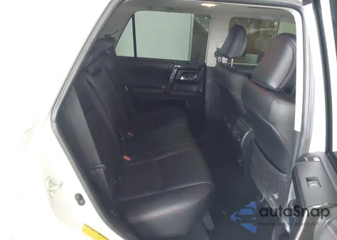 2024 Toyota 4Runner Trd Off Road Premium z USA, uszkodzony, nr VIN JTERU5JR8R6214049